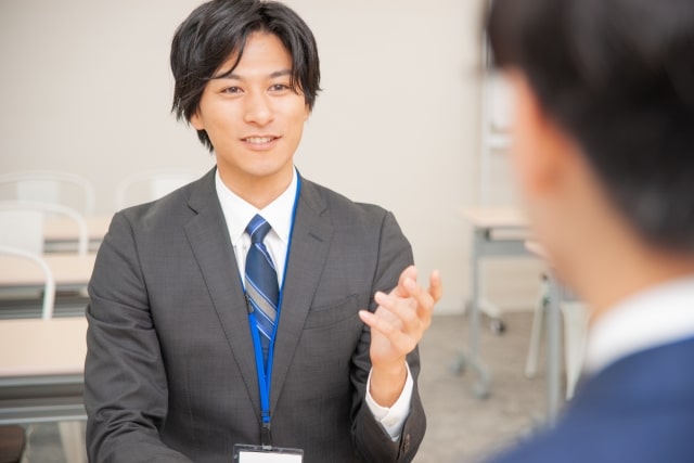 チーム双方の意見交換が新しい知識を創造する