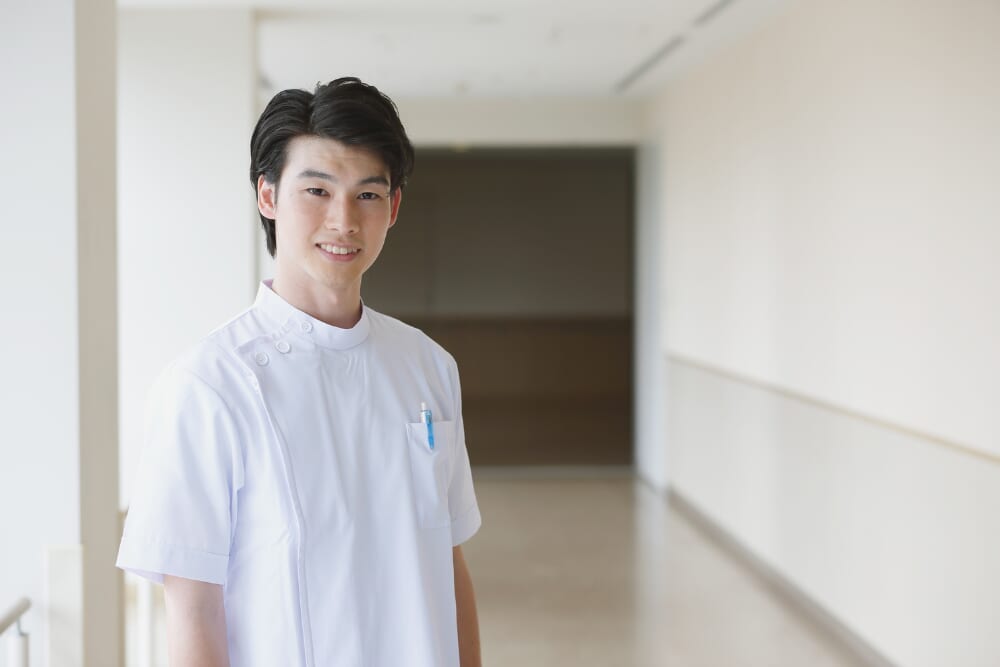 介護業界の課題解決のために優先すべきは「情報共有」